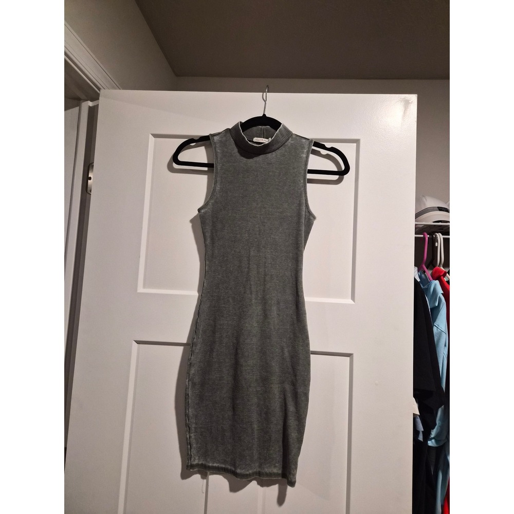 Heart to Hips Olive Green Ribbed Mock Neck Sleeveless Bodycon Mini Dress Small